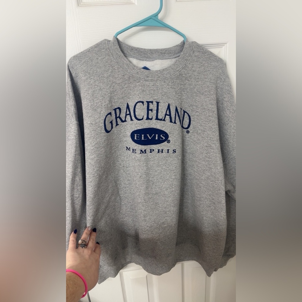 Graceland crew neck sweat shirt